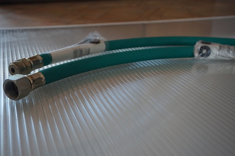 Гибкая подводка для подачи хозяйственно-питьевой воды