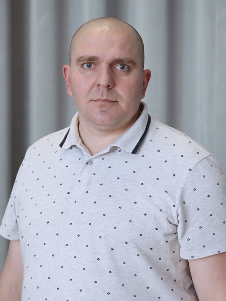 Леонов Владимир Леонидович